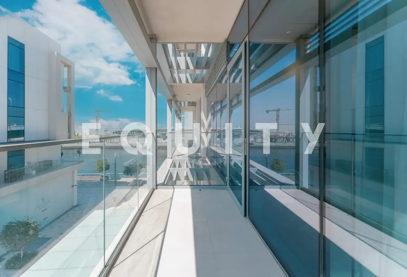 Upgraded Unit | Prime Location | Canal Access