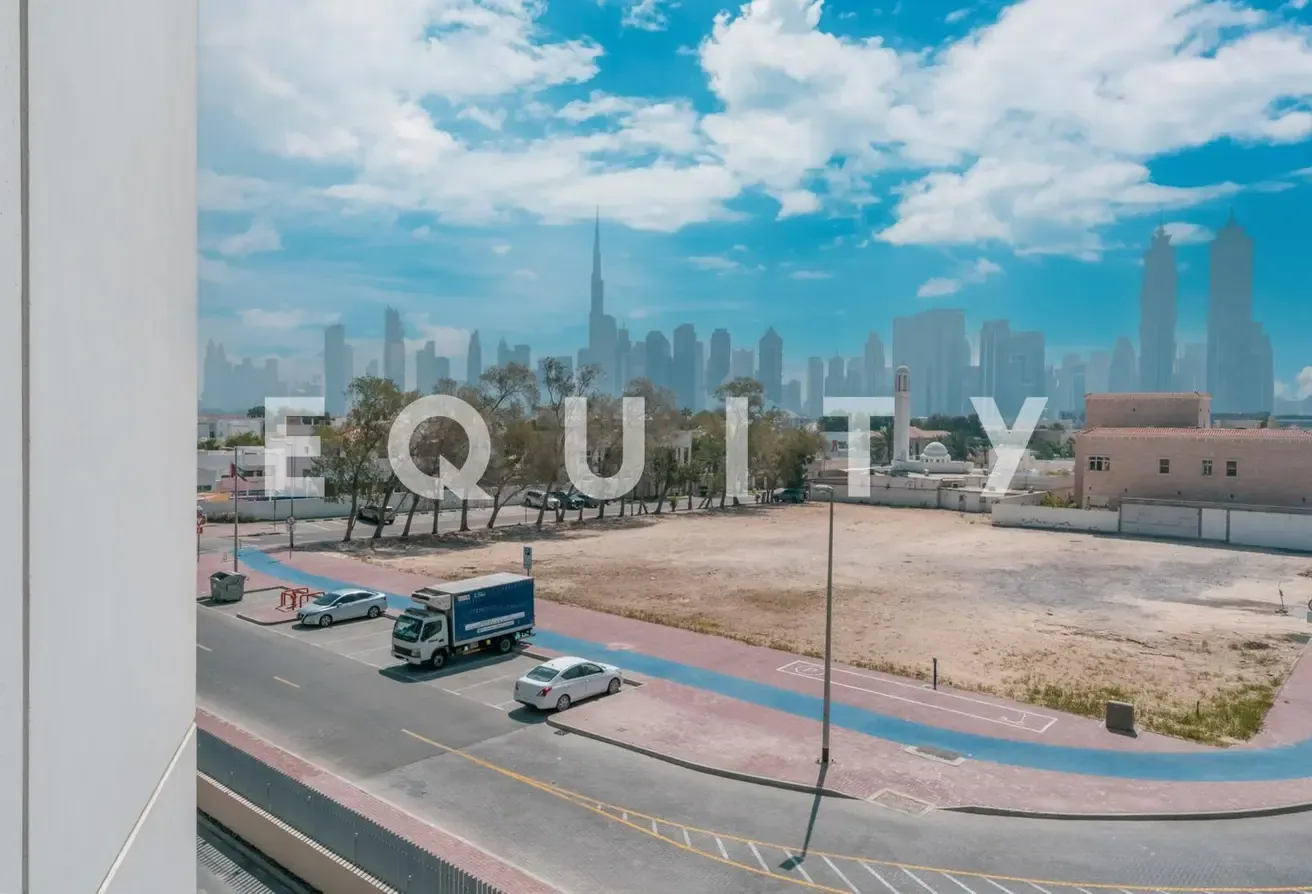 Luxury Renovation | Burj View | Spacious Layout