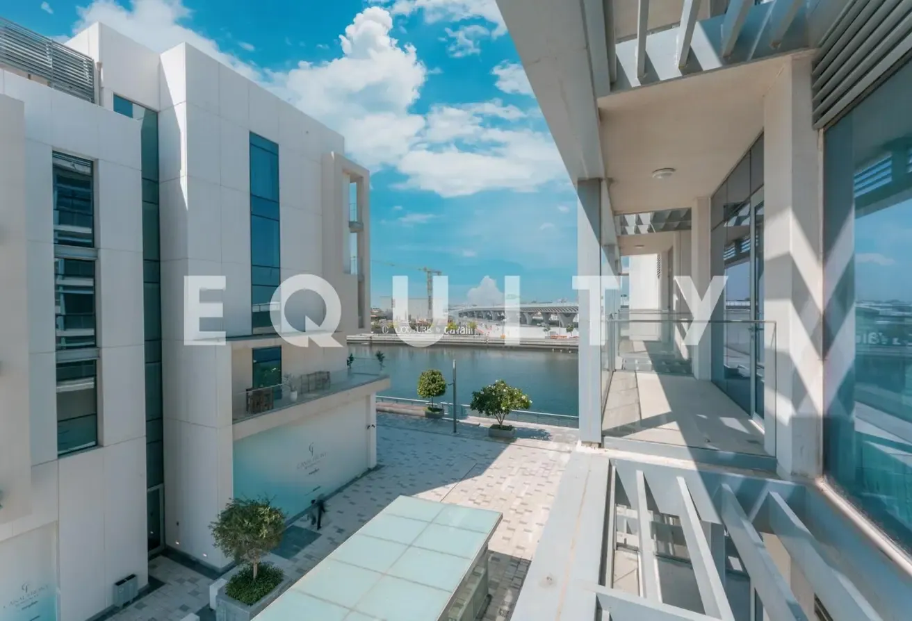 Luxury Renovation | Burj View | Spacious Layout
