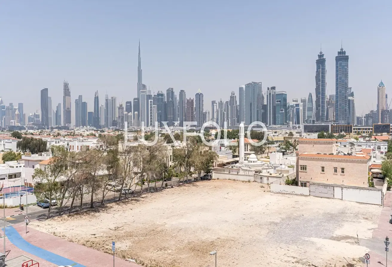 Upgraded | Vacant | Burj And Canal Views