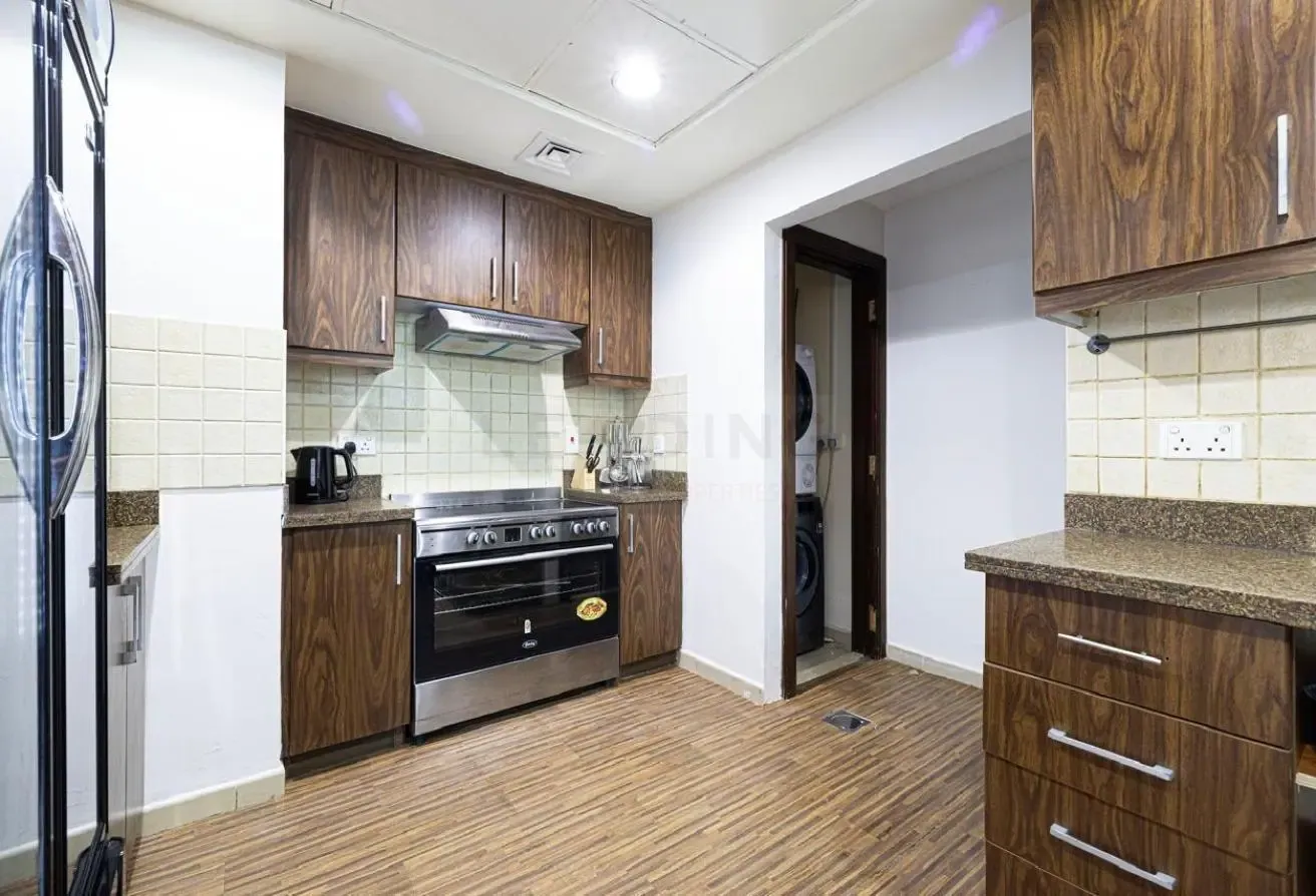 BEST PRICE/VACANT/BIG LAYOUT/NEAR METRO