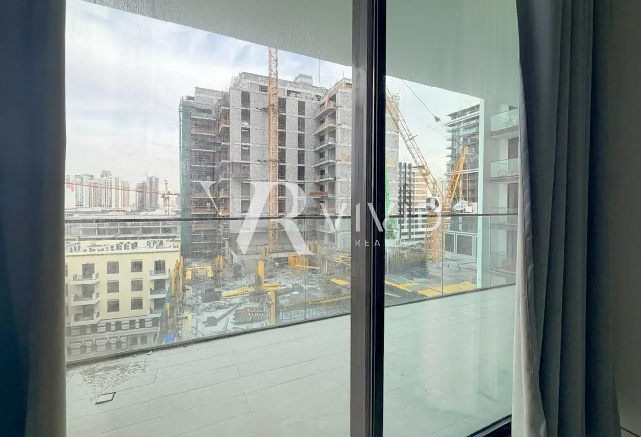 Pool View | Vacant | Ready to View