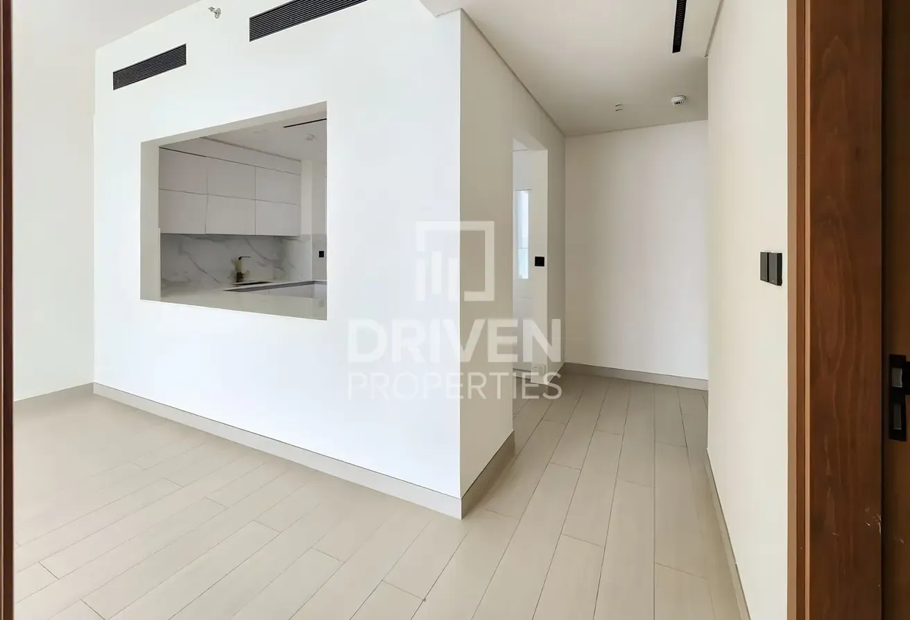 High Floor | Scenic Pool View | Large Layout