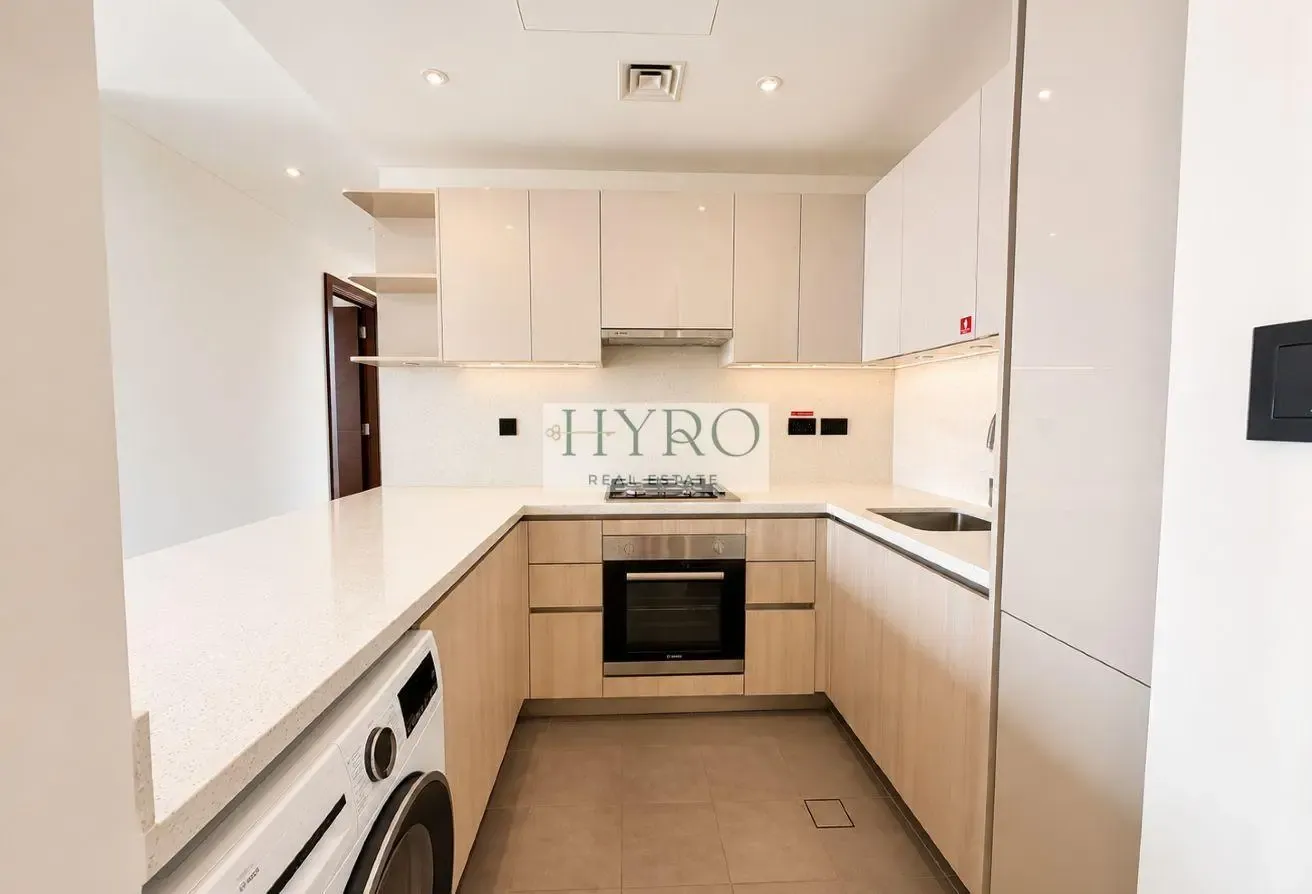2BR + Study I Lagoon View I High Floor I Ideal Loc