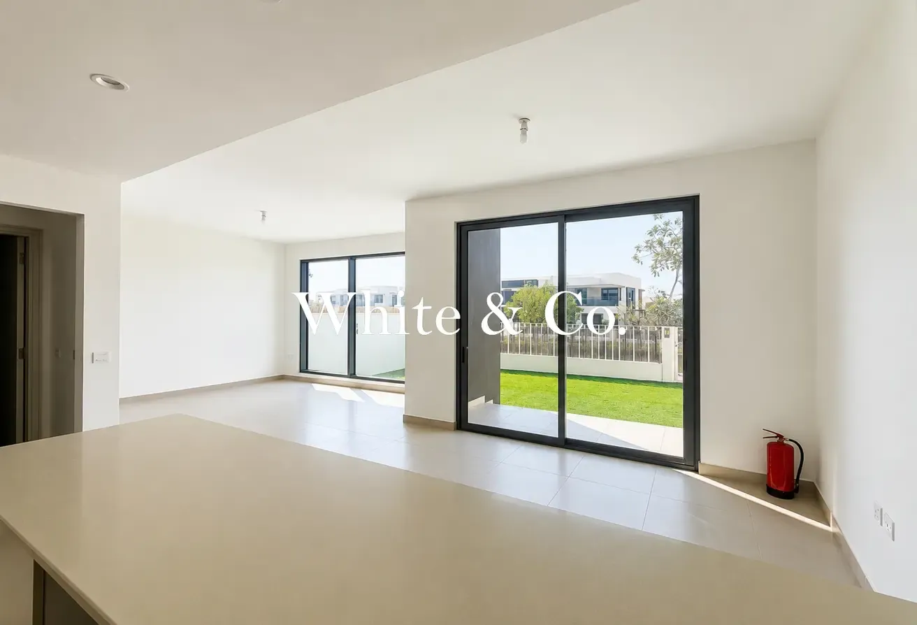 Cheapest Greenbelt 4BR |Single Row |Vastu
