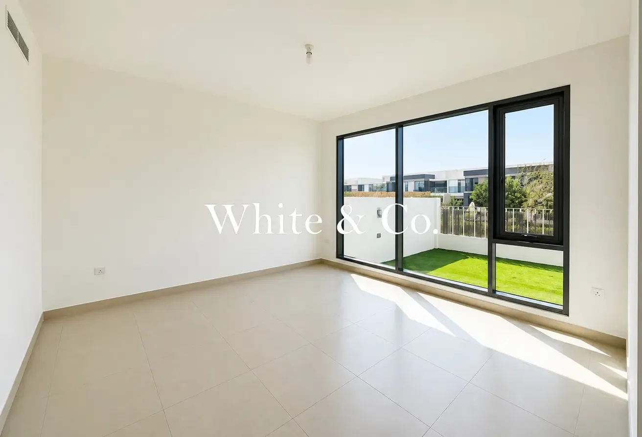 Cheapest Greenbelt 4BR |Single Row |Vastu