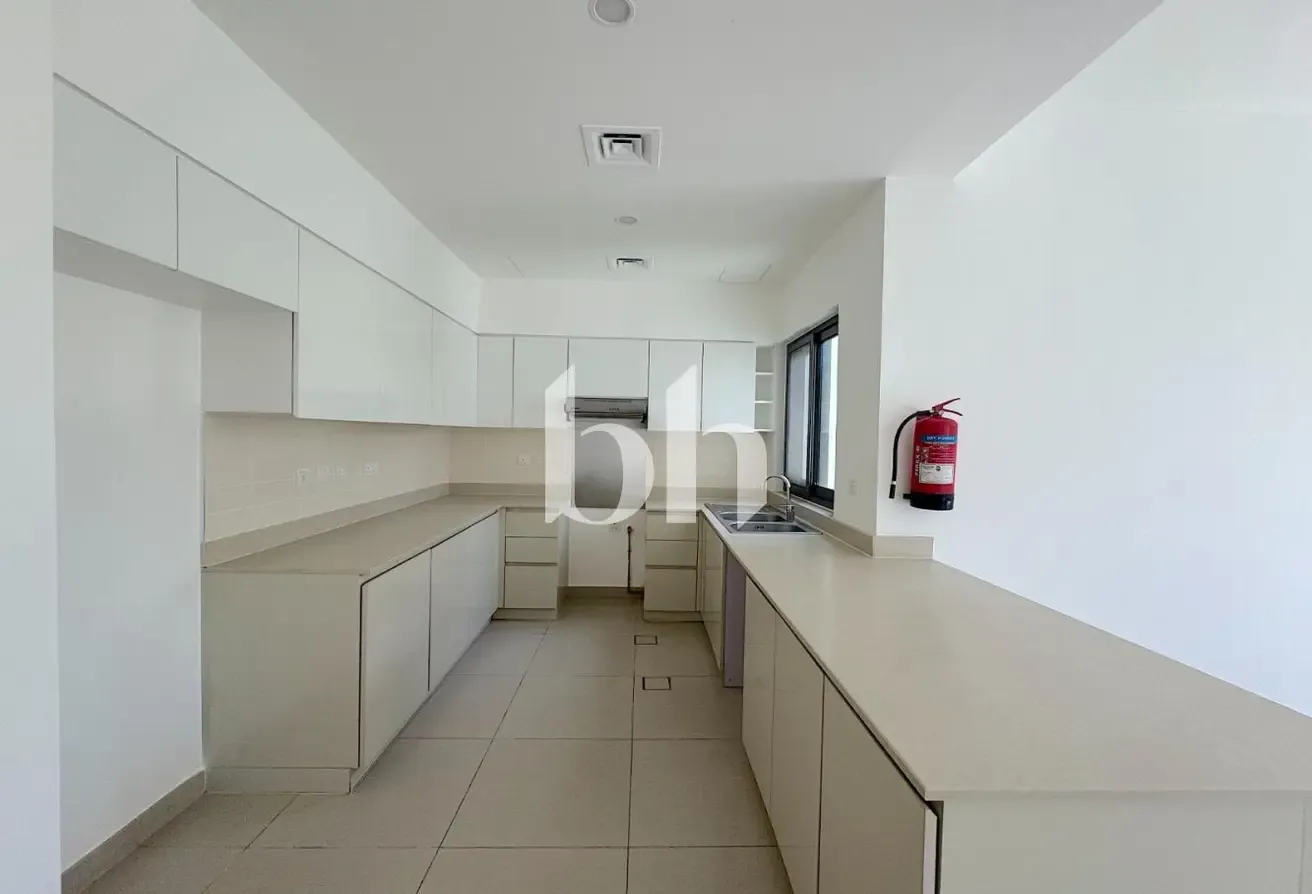 Corner Unit | Motivated Seller | Vacant Soon