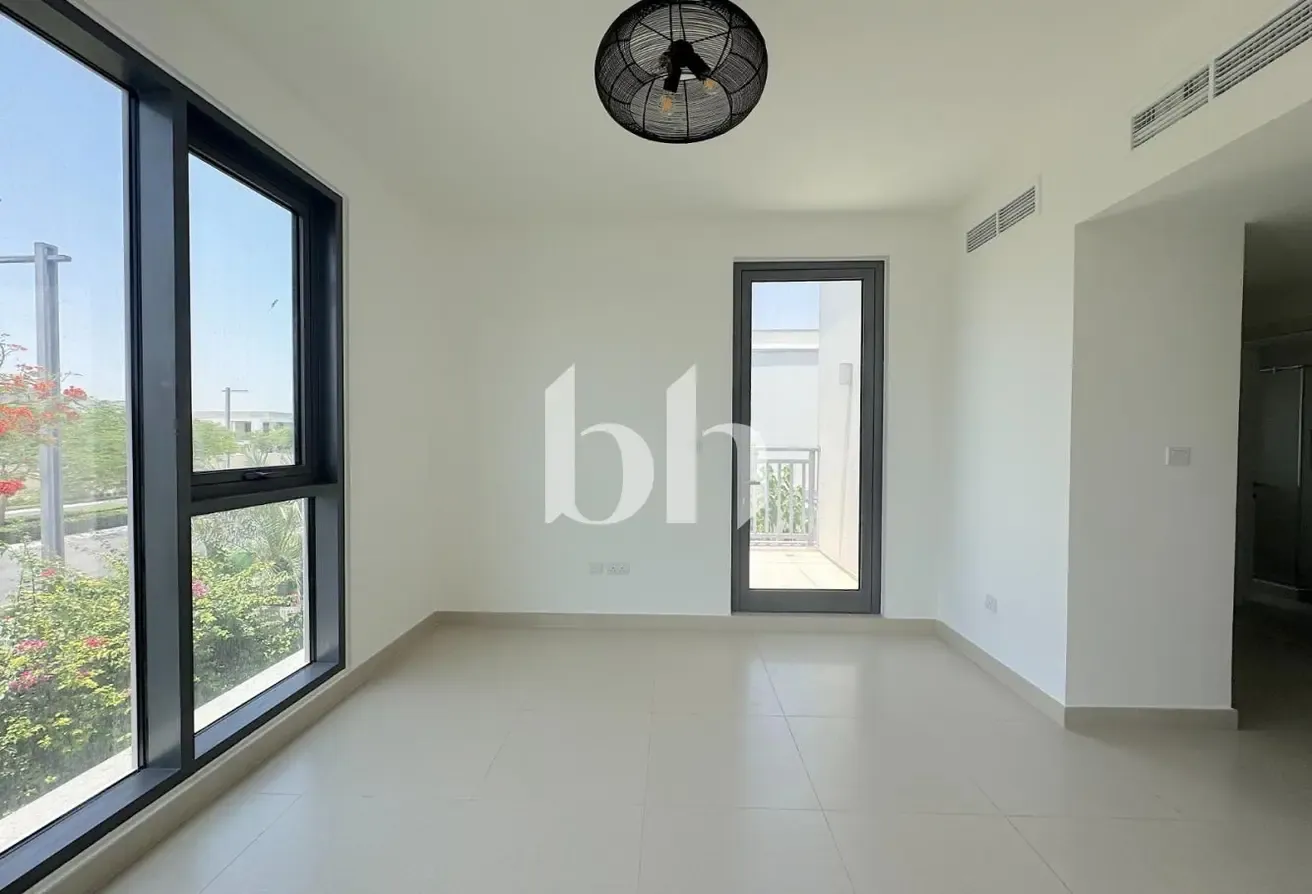 Corner Unit | Motivated Seller | Vacant Soon