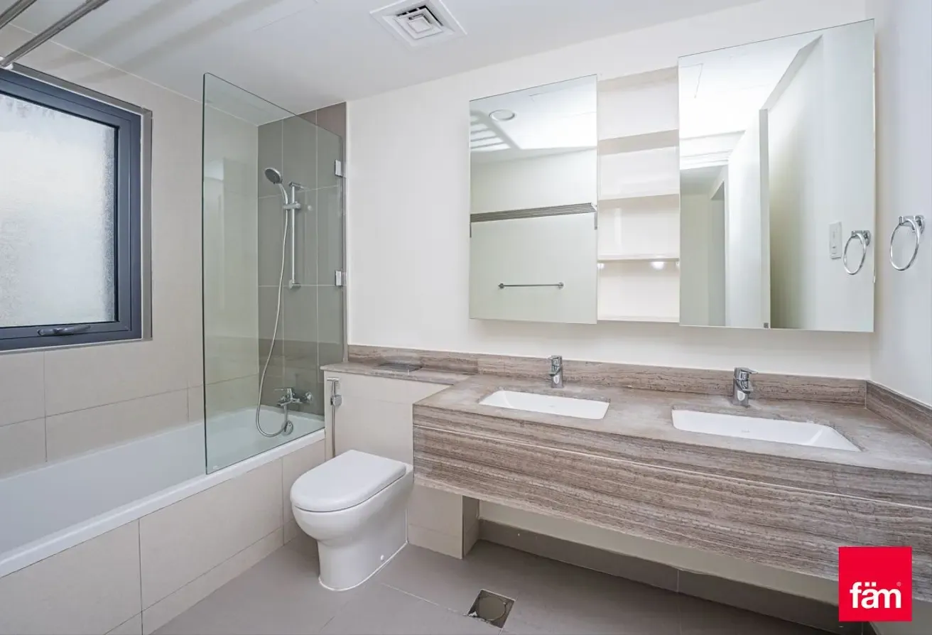 Lowest Price | Single Row | Direct On Park | Maids