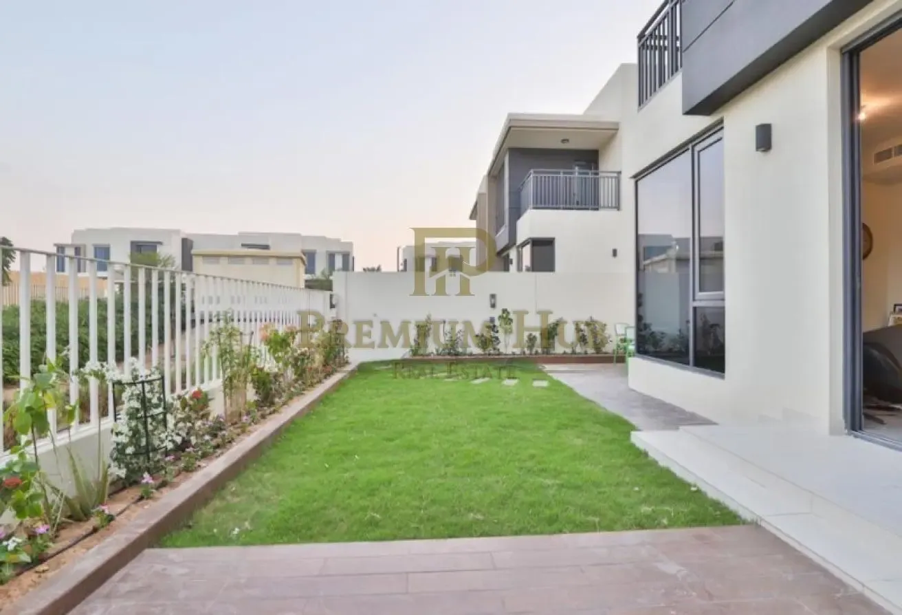 4 Bedrooms villa | type 2E | End Unit