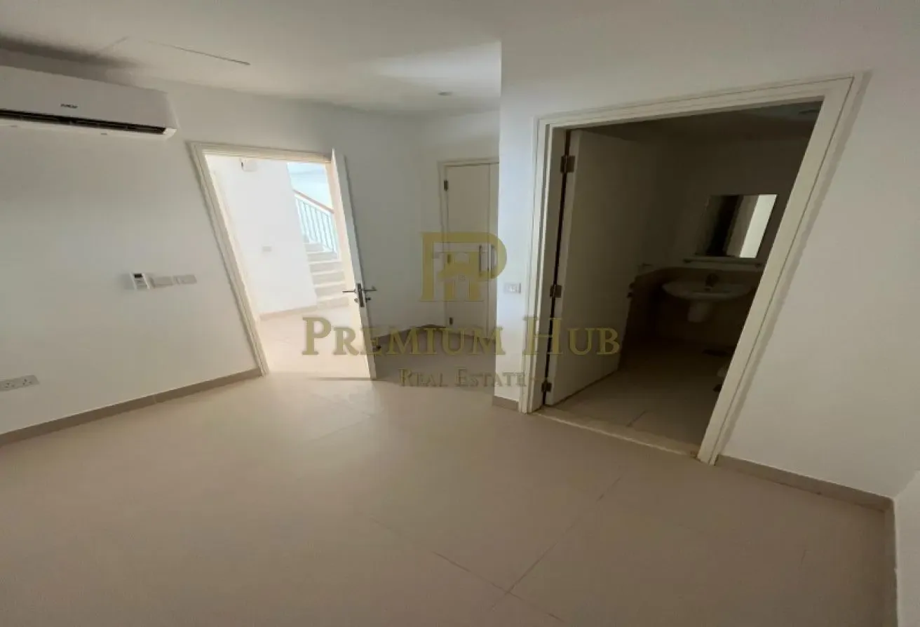 3 Bedrooms Villa | Back to Back | Close to Park
