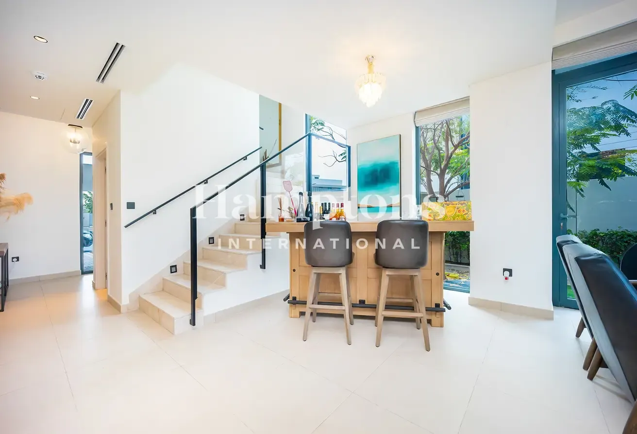 Exclusive | Extended | Private Pool | Call Now