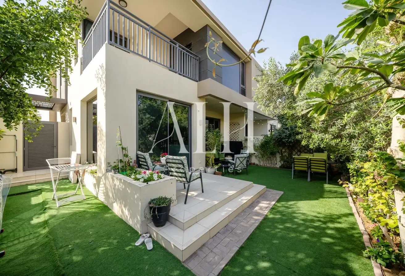 Negotiable | Spacious 5BR + Maid | Green Belt View