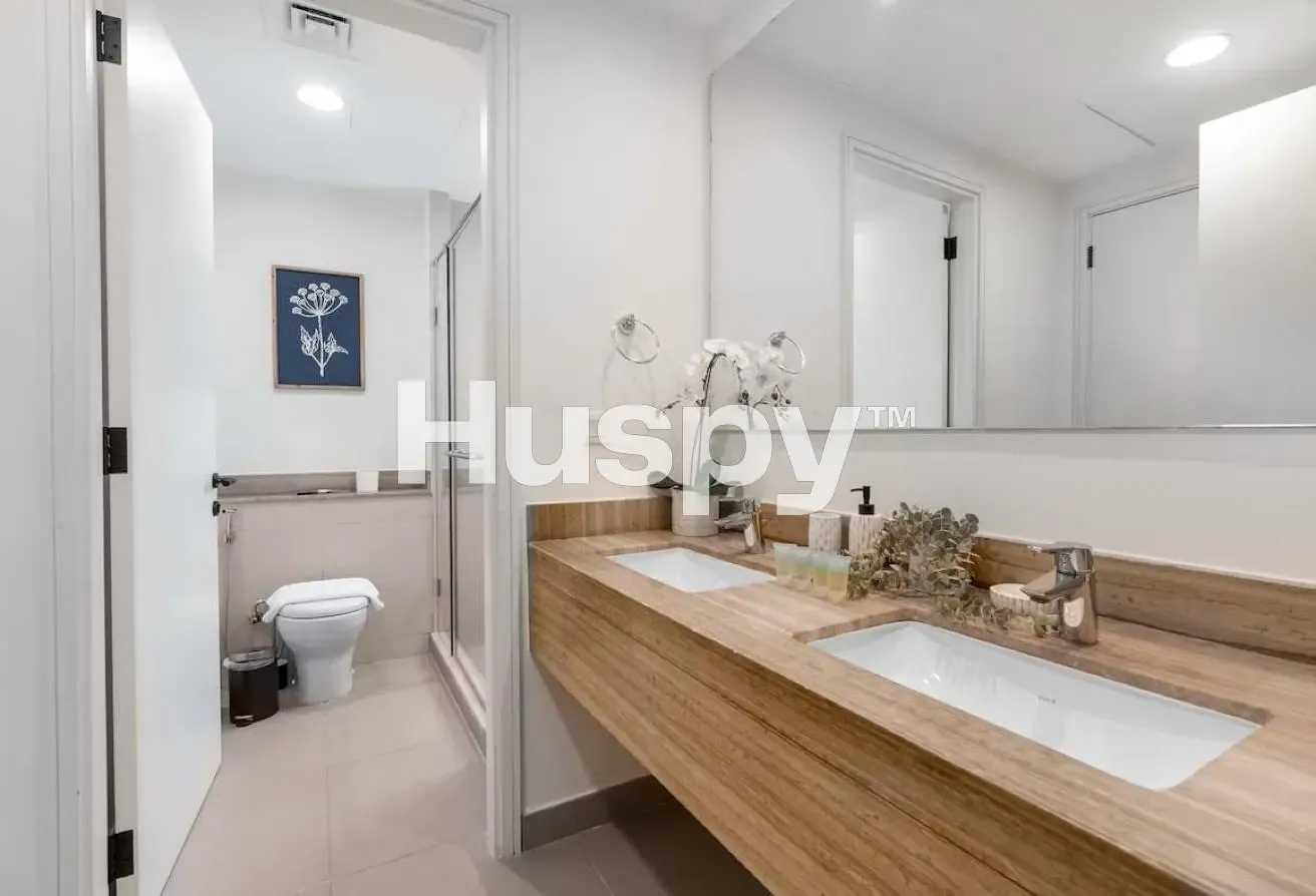 Exclusive | Upgraded | Fully Furnished