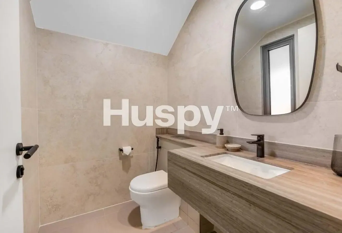 Exclusive | Upgraded | Fully Furnished