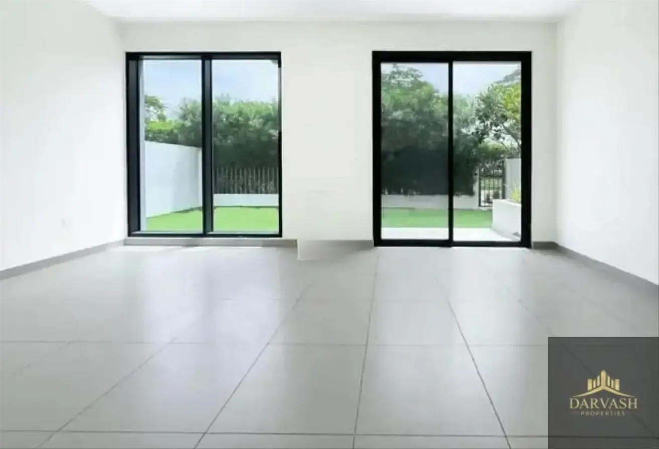 Biggest Layout | Corner Unit | Closed to Amenities