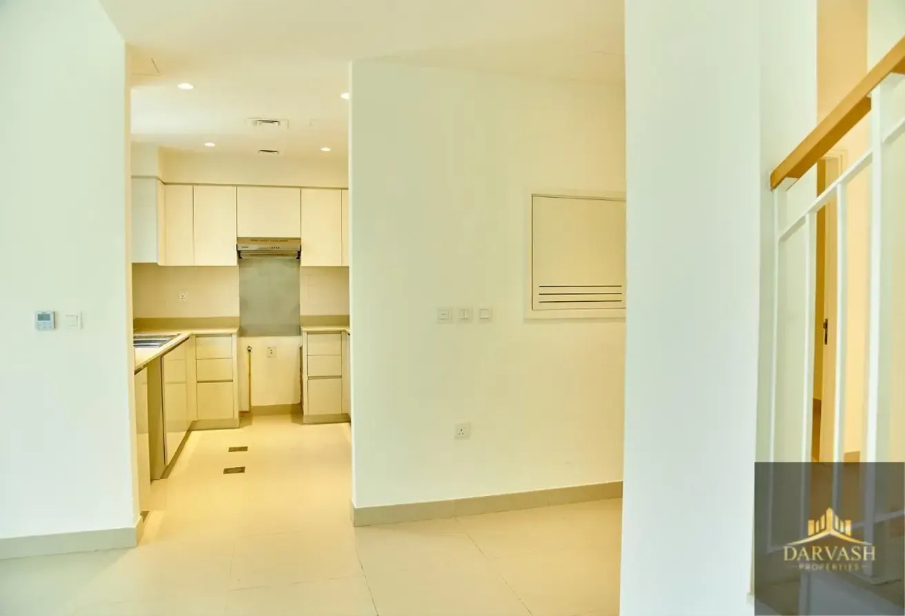 Biggest Layout | Corner Unit | Closed to Amenities