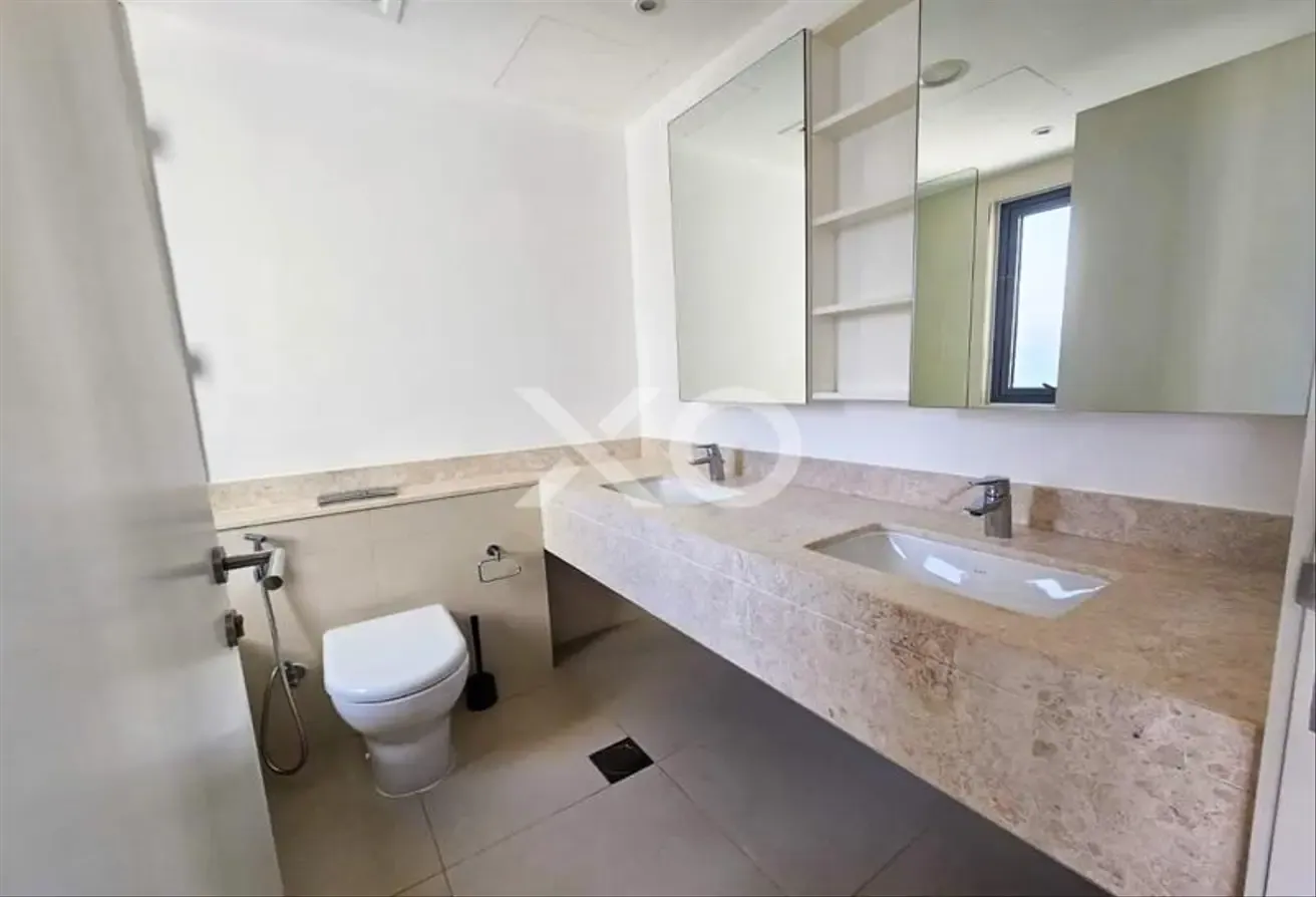 Genuine Listing|New Price| Vacant August