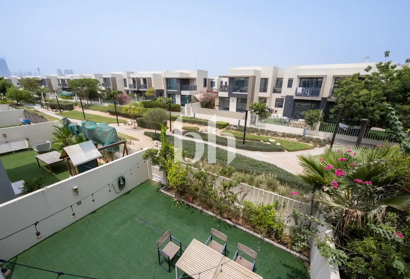Exclusive | Green Belt | Vacant July