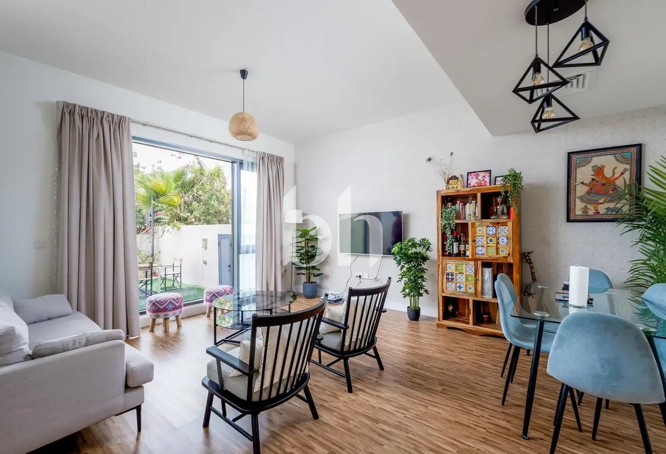 Exclusive | Green Belt | Vacant July