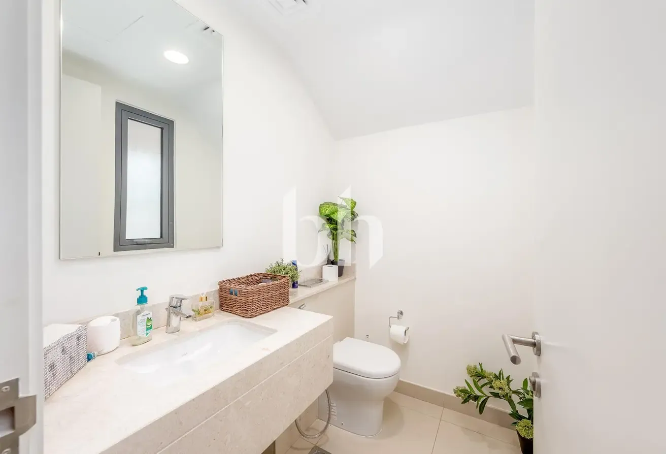 Exclusive | Green Belt | Vacant July