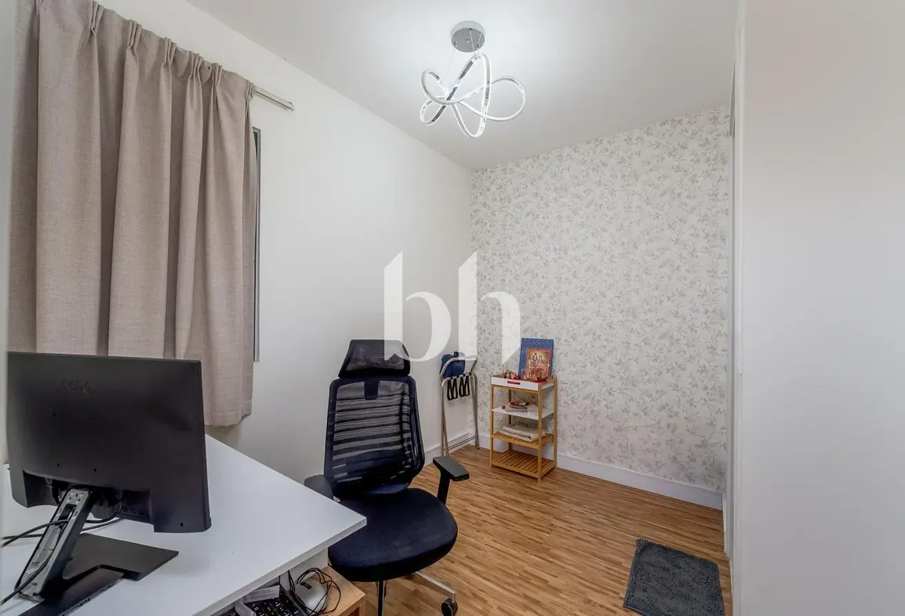 Exclusive | Green Belt | Vacant July