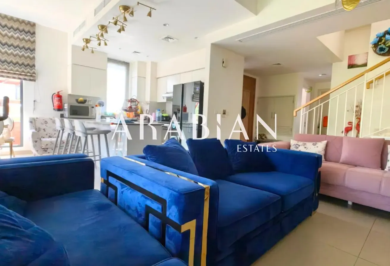Large Plot | Green Belt | Close to Amenities