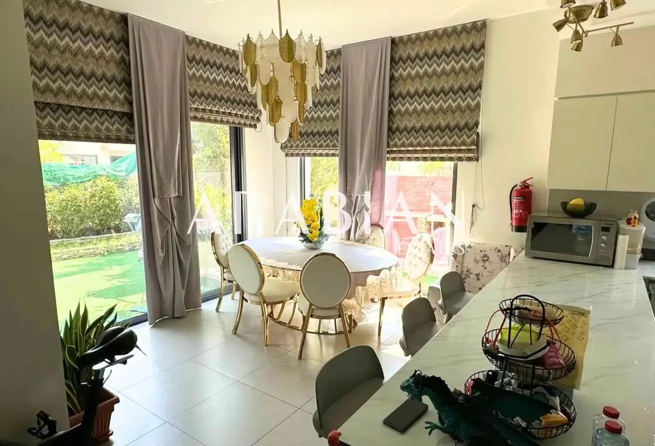 Large Plot | Green Belt | Close to Amenities