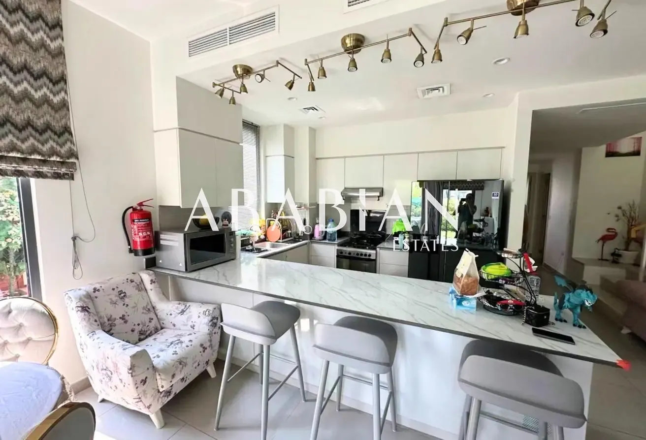 Large Plot | Green Belt | Close to Amenities