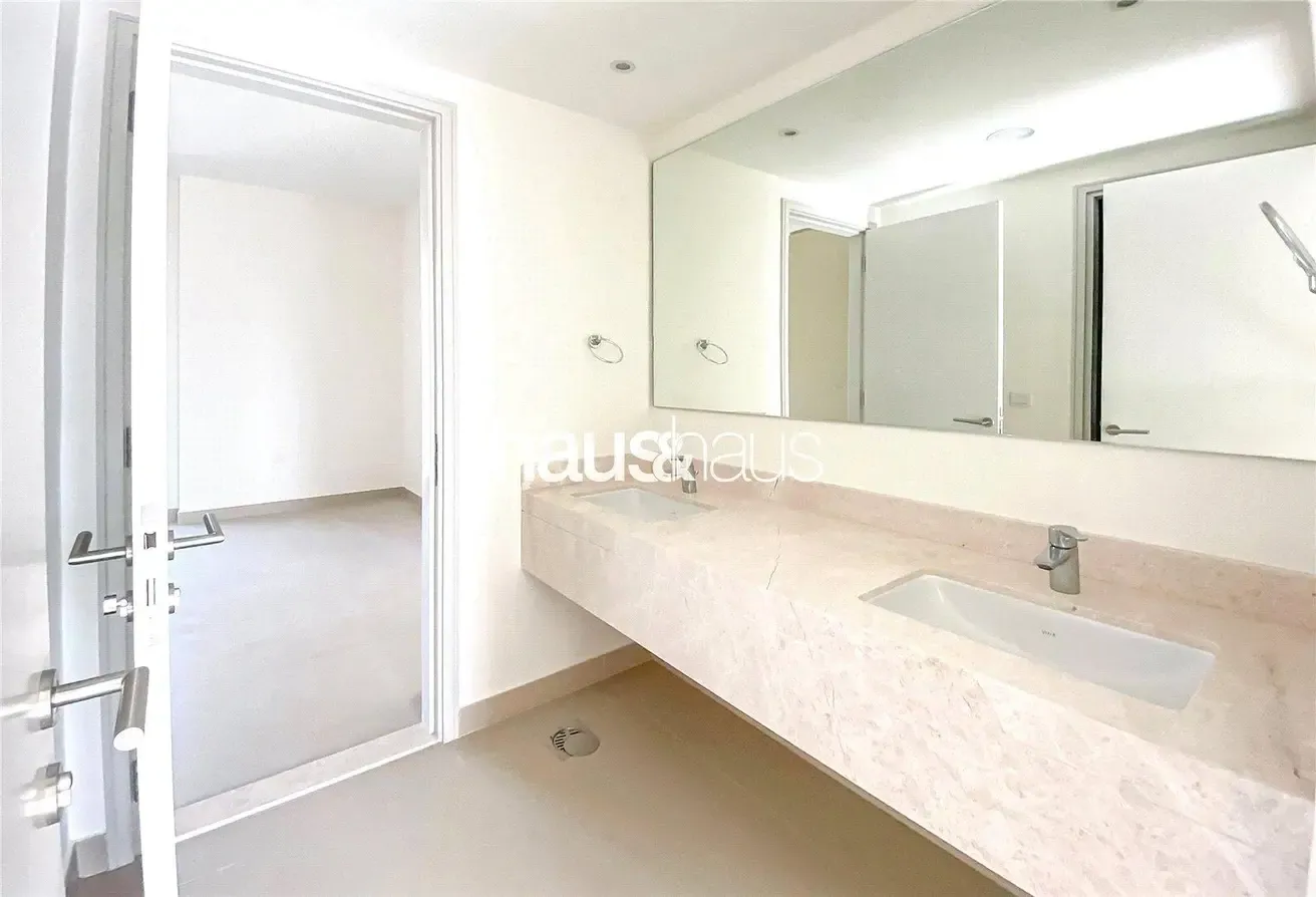 Single Row | View Today | Vacant