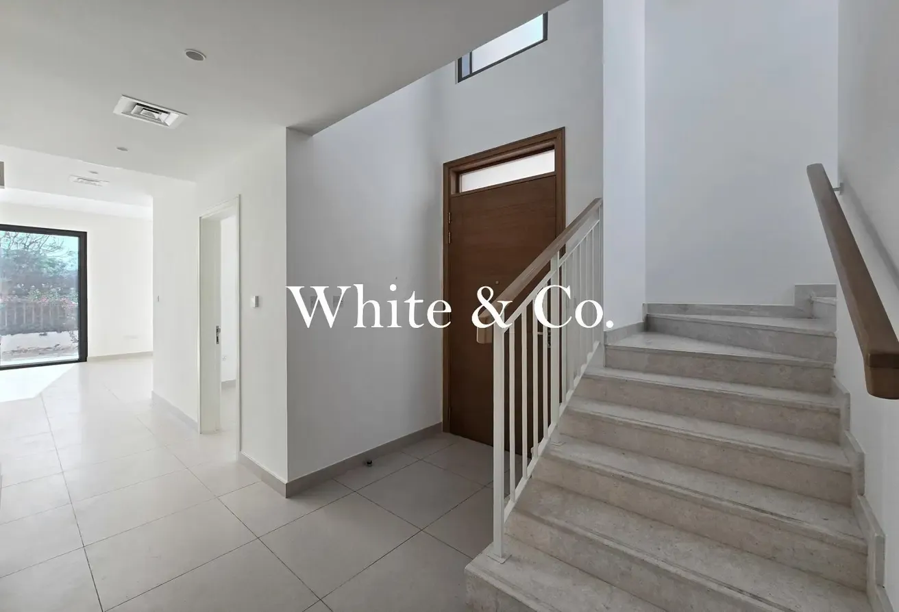 Maple Specialist | Corner Unit | View Now