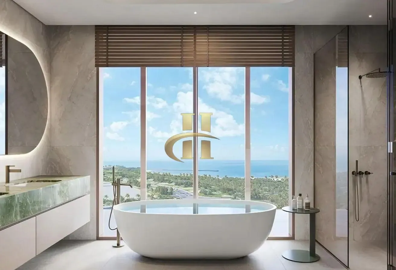 Luxury Waterfront Home | Investor’s Choice