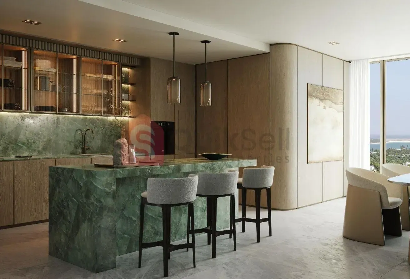 HIGH FLOOR | OCEAN VIEW | PRIVATE BEACH