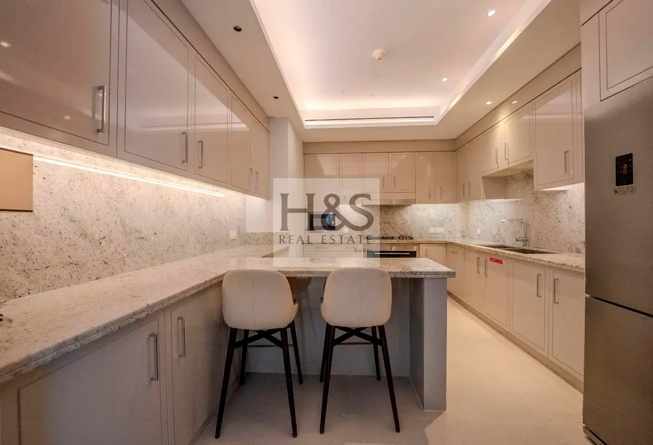 Fully Furnished |3BHK+Maid |Full Burj-Khalifa View