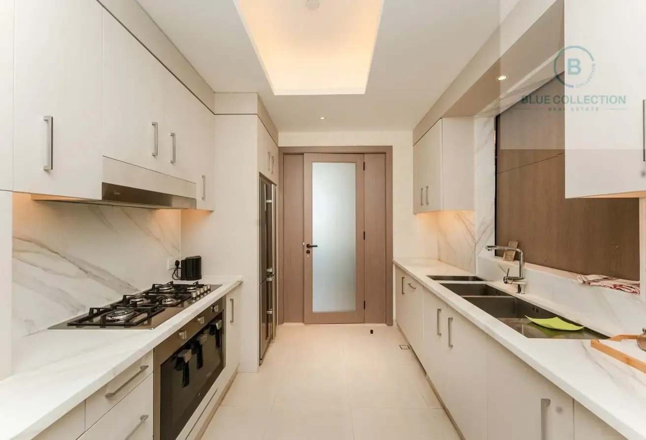 Full Burj Khalifa View | Partial Fountain View | Spacious 5BR