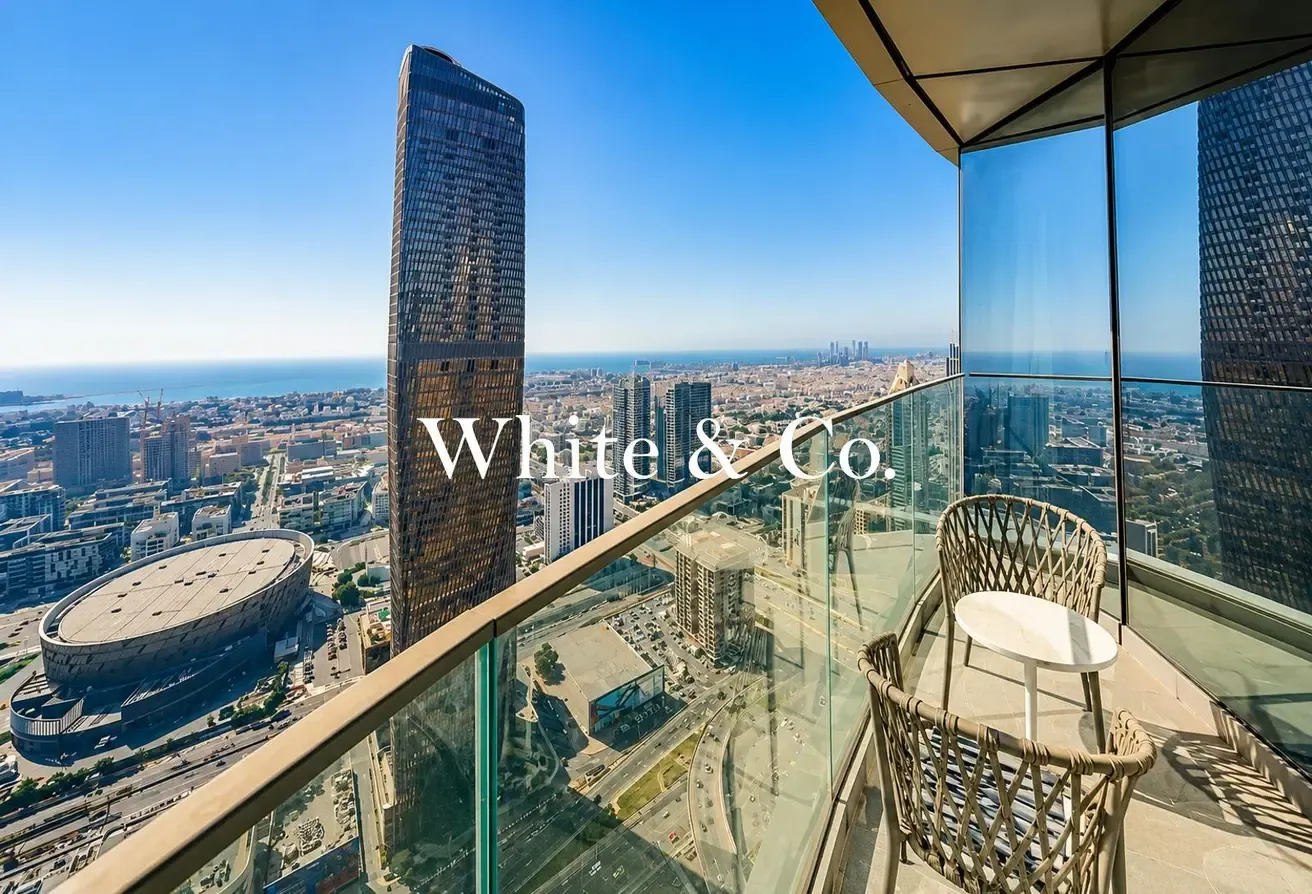 BURJ PLUS SEA VIEW |UPGRADED |RENOVATED