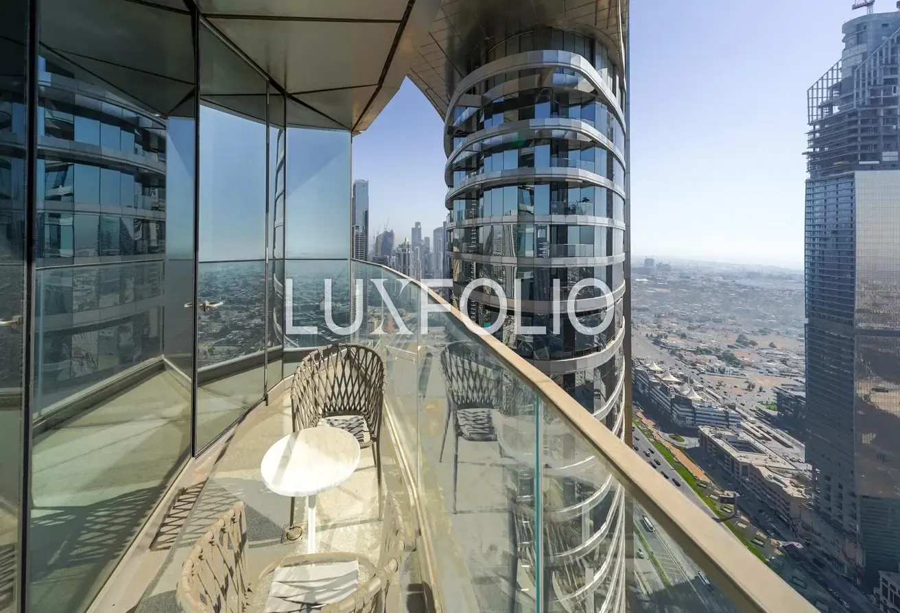 Penthouse | Fully Upgraded | Burj & Sea View