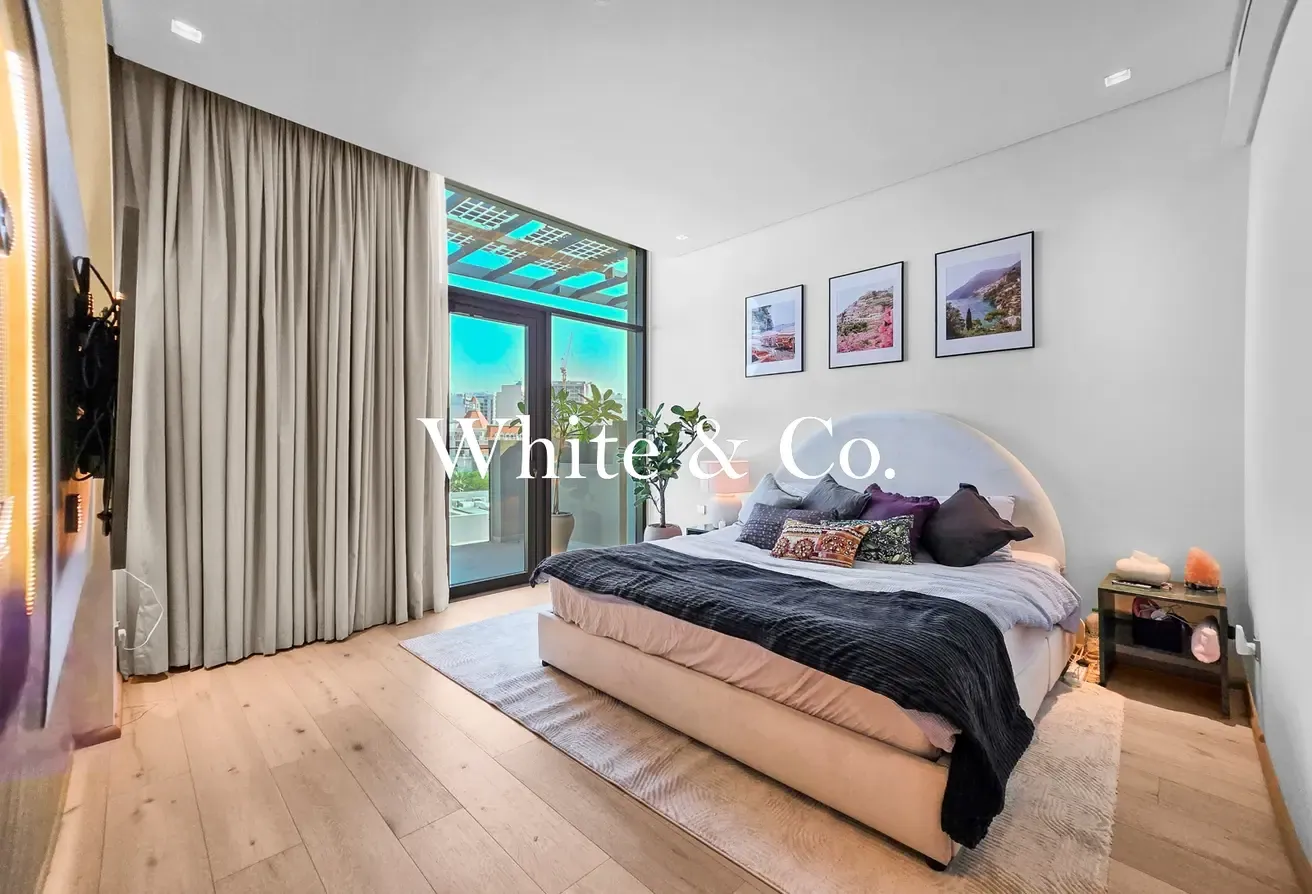 Premium Quality | Large Terrace | Vacant