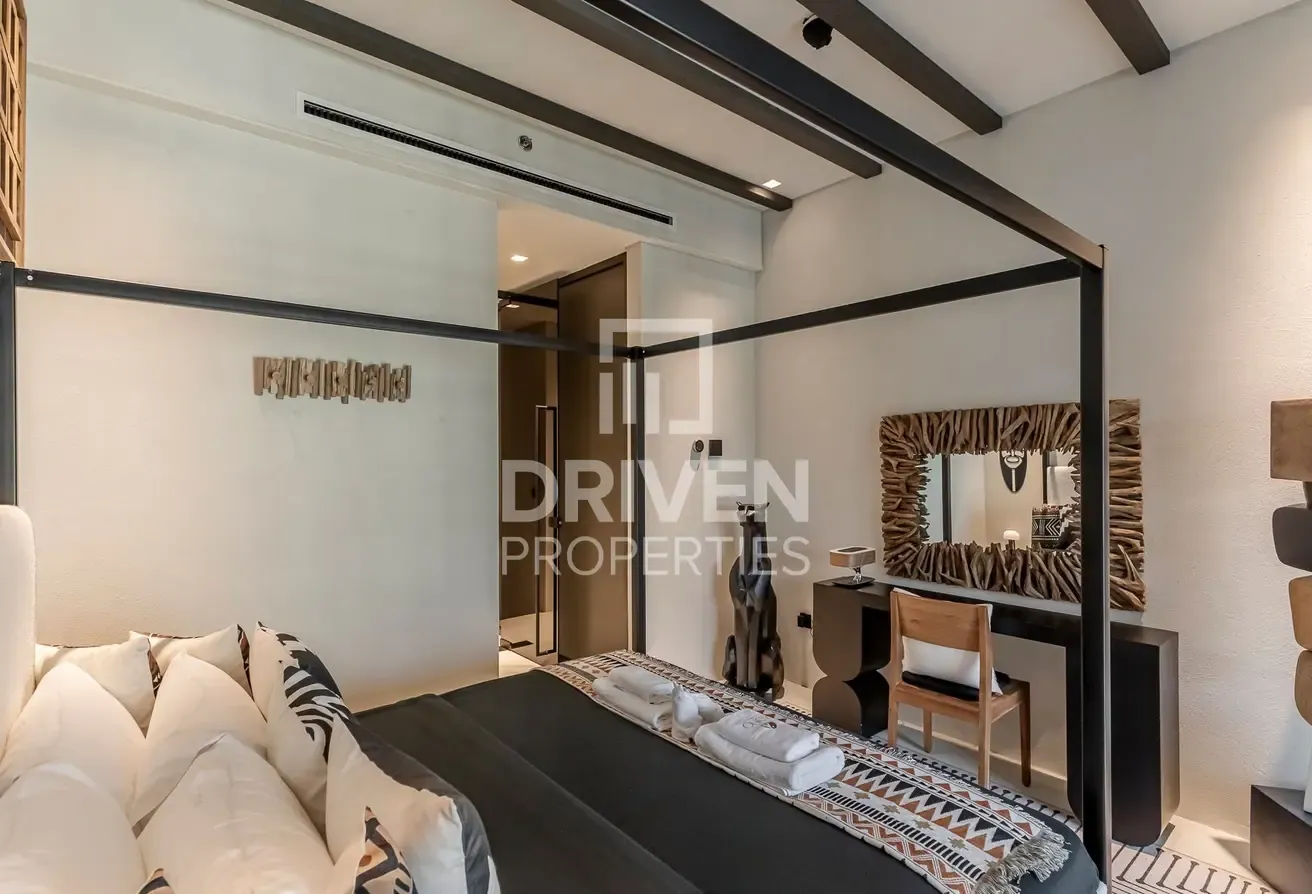 Fully Upgraded | Vacant | High End Finishes