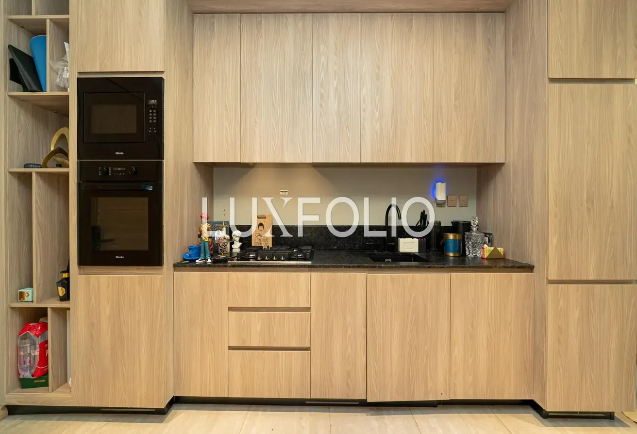 STUNNING 1 BED | POOL VIEW | FULLY FURNISHED
