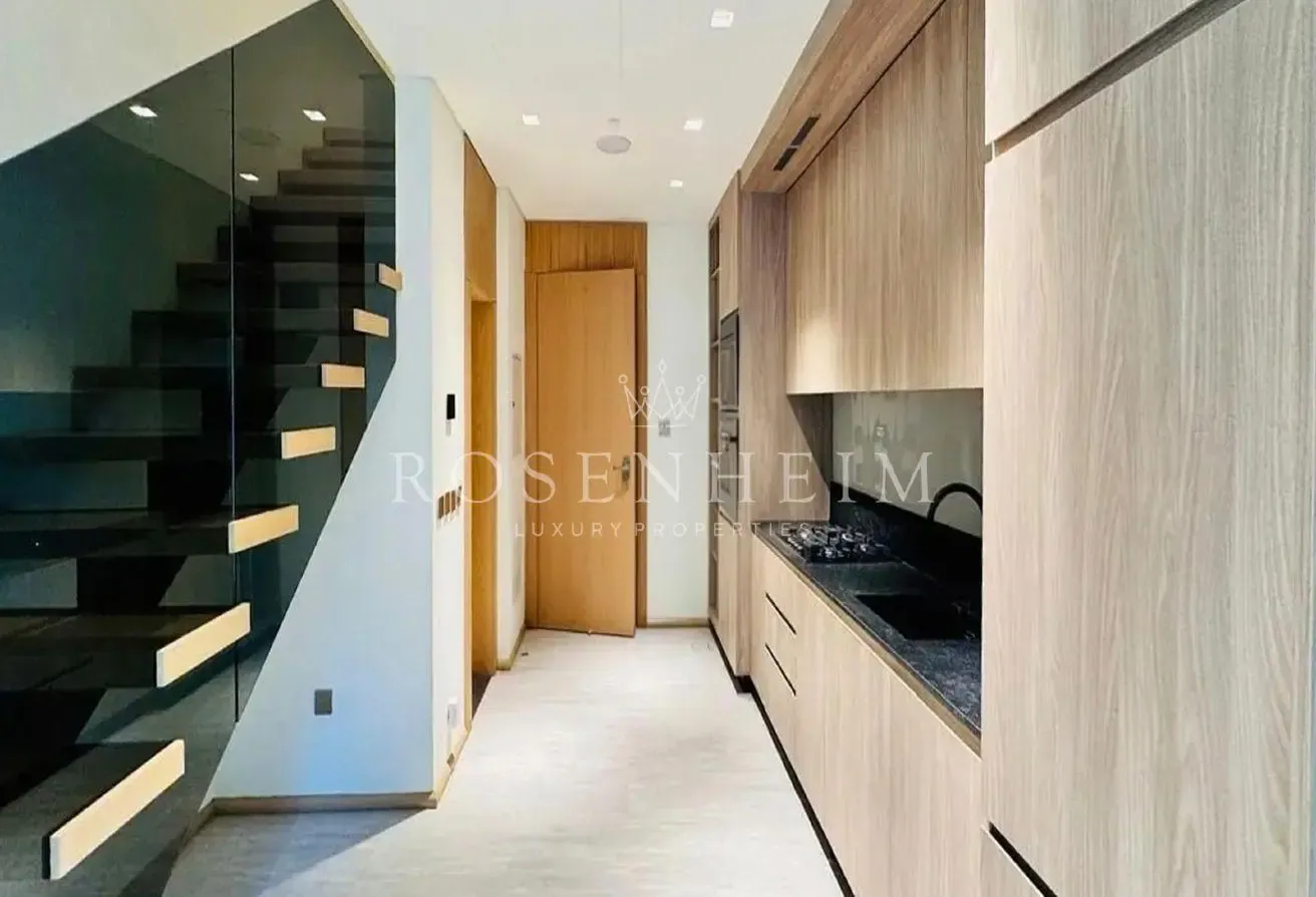 Modern Duplex Unit | Tenanted | Pool View
