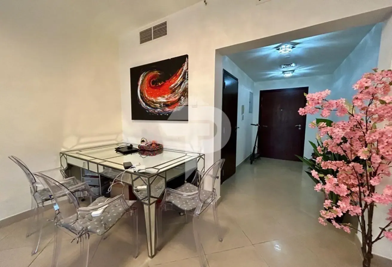 Vacant | Sunset View | Great Amenities