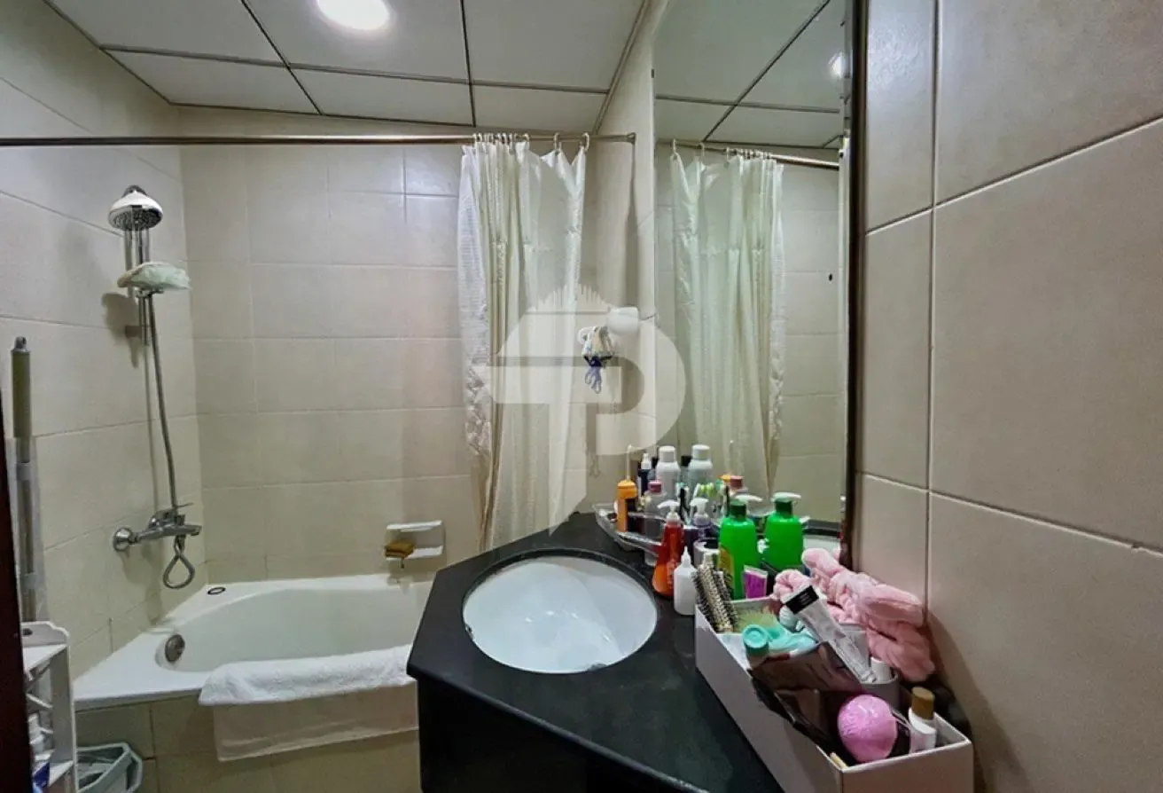 Vacant | Sunset View | Great Amenities