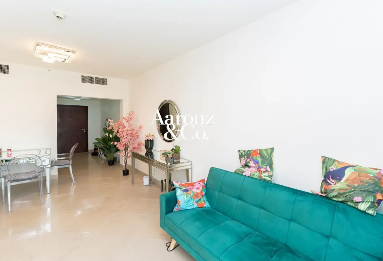 Fully Furnished | VOT | Corner Unit | Balcony