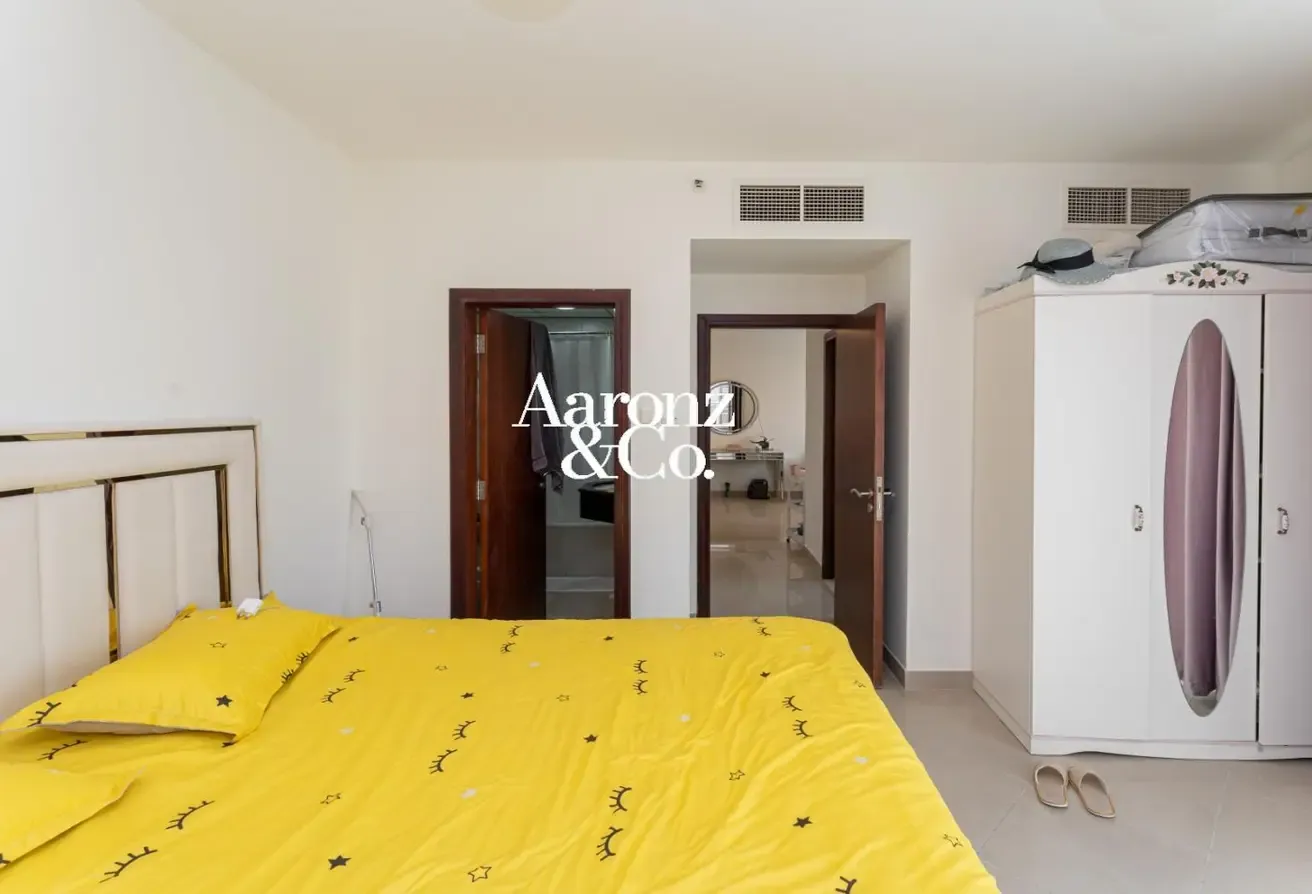 Fully Furnished | VOT | Corner Unit | Balcony