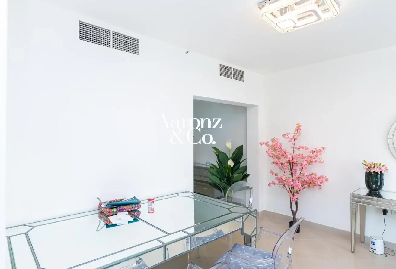 Fully Furnished | VOT | Corner Unit | Balcony