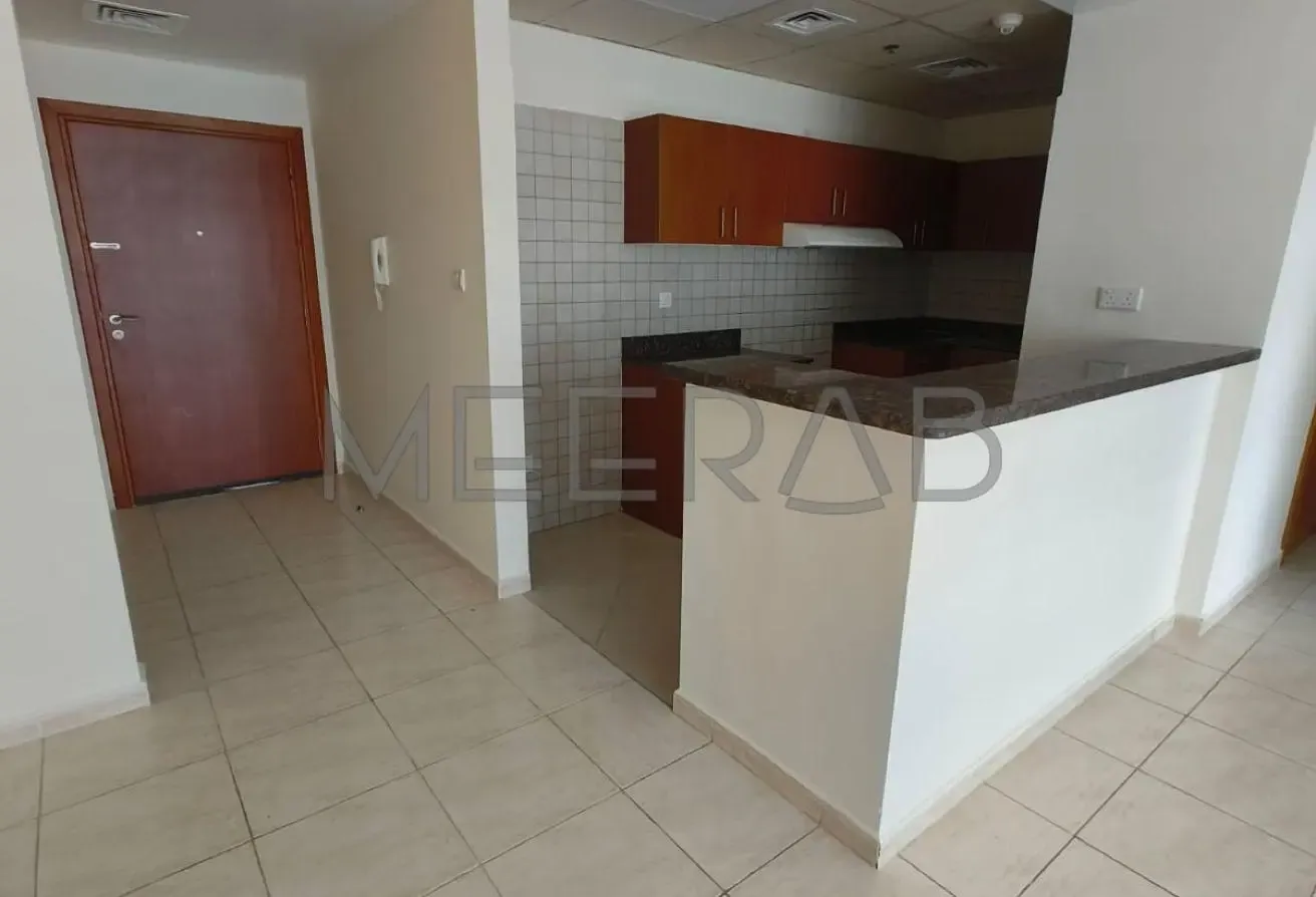 Large 1 BHK | High Floor | Vacant | Best Price