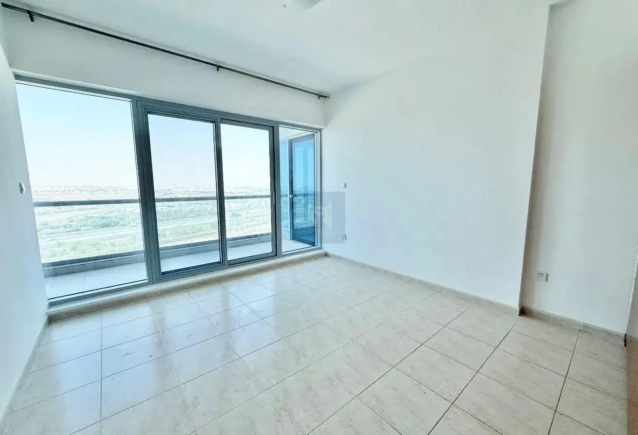 SPACIOUS | UNFURNISHED 2 BEDROOM | SKYCOURTS D