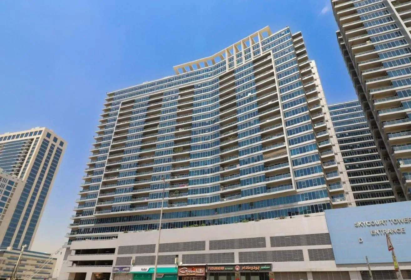 SPACIOUS | UNFURNISHED 1 BEDROOM |SKYCOURTS D