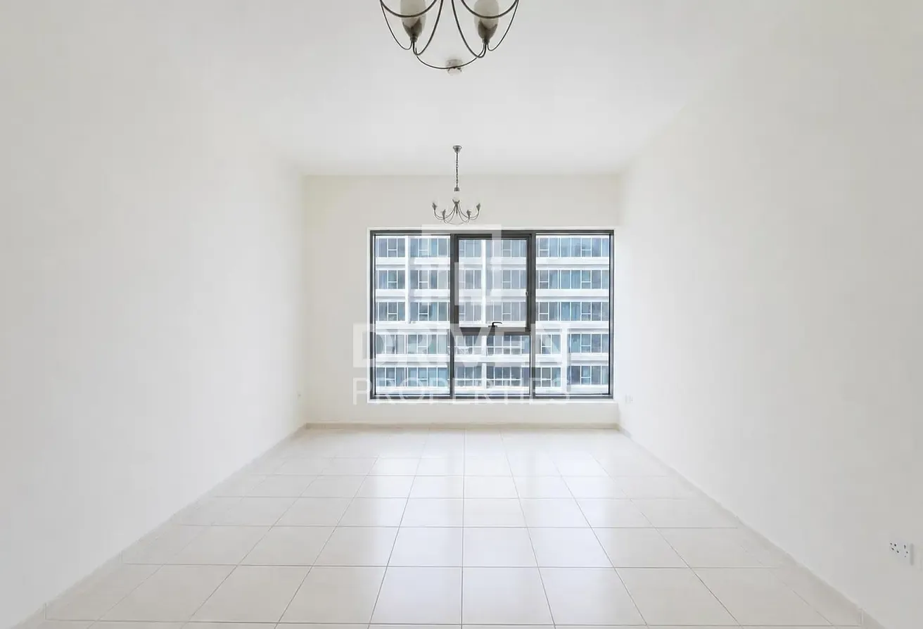 Great Location | Modern Layout | Community View